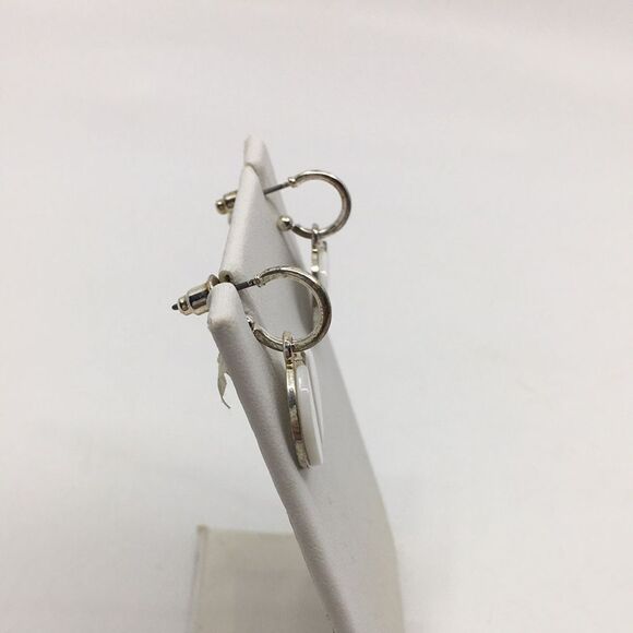 Caracol Silver Tone and White Shell Hoop Earrings - Picture 6 of 13